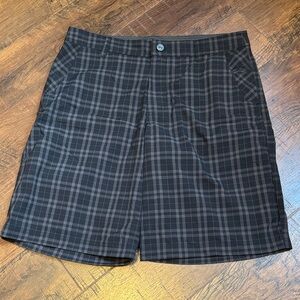 Like new mens Lululemon shorts size 36w